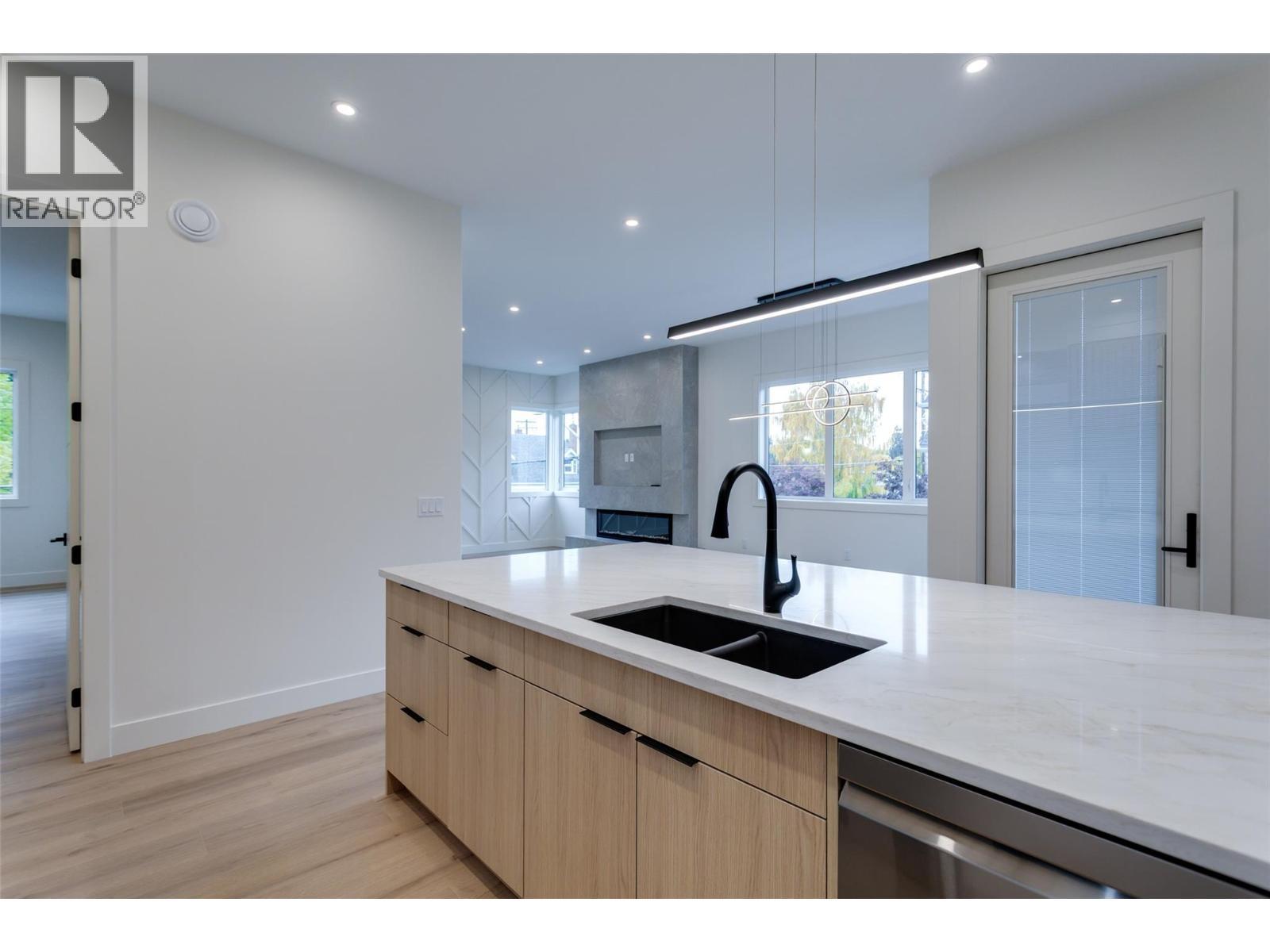 970 Lawson Avenue Unit# 2 Lot# 12. Kelowna, British Columbia