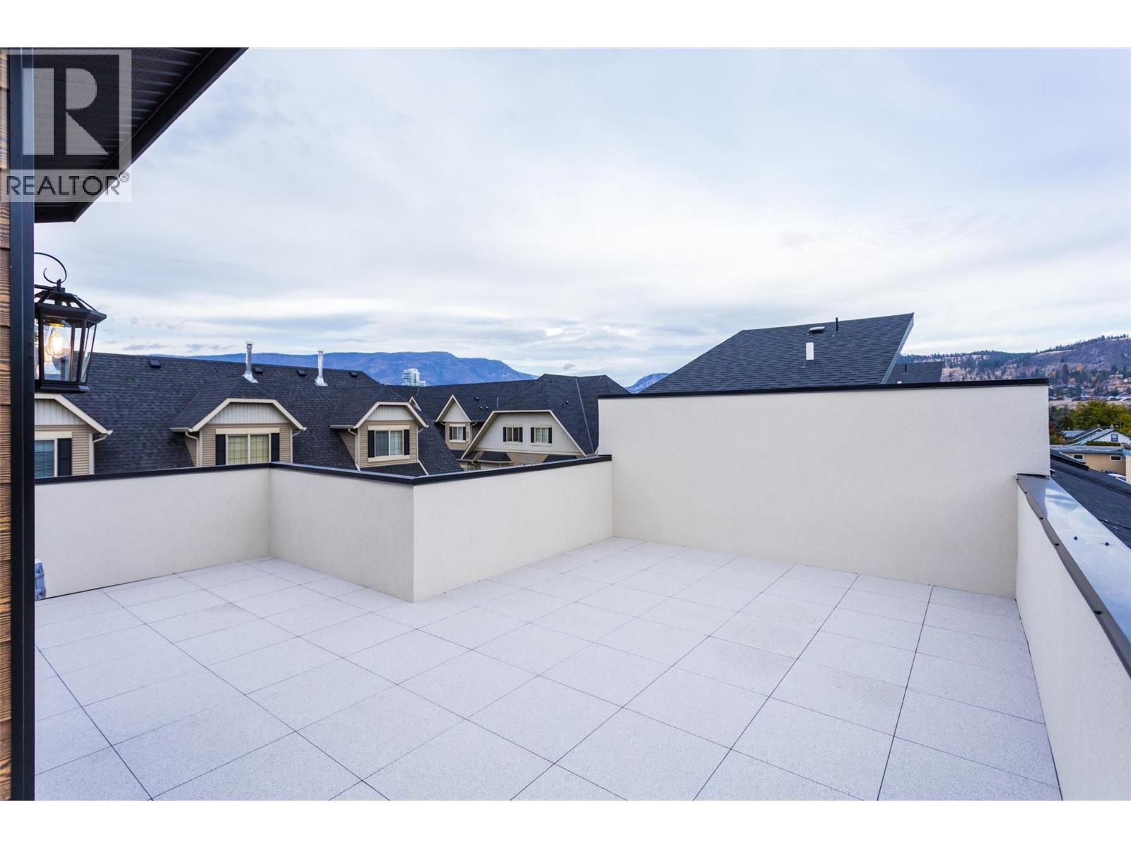 970 Lawson Avenue Unit# 2 Lot# 12. Kelowna, British Columbia
