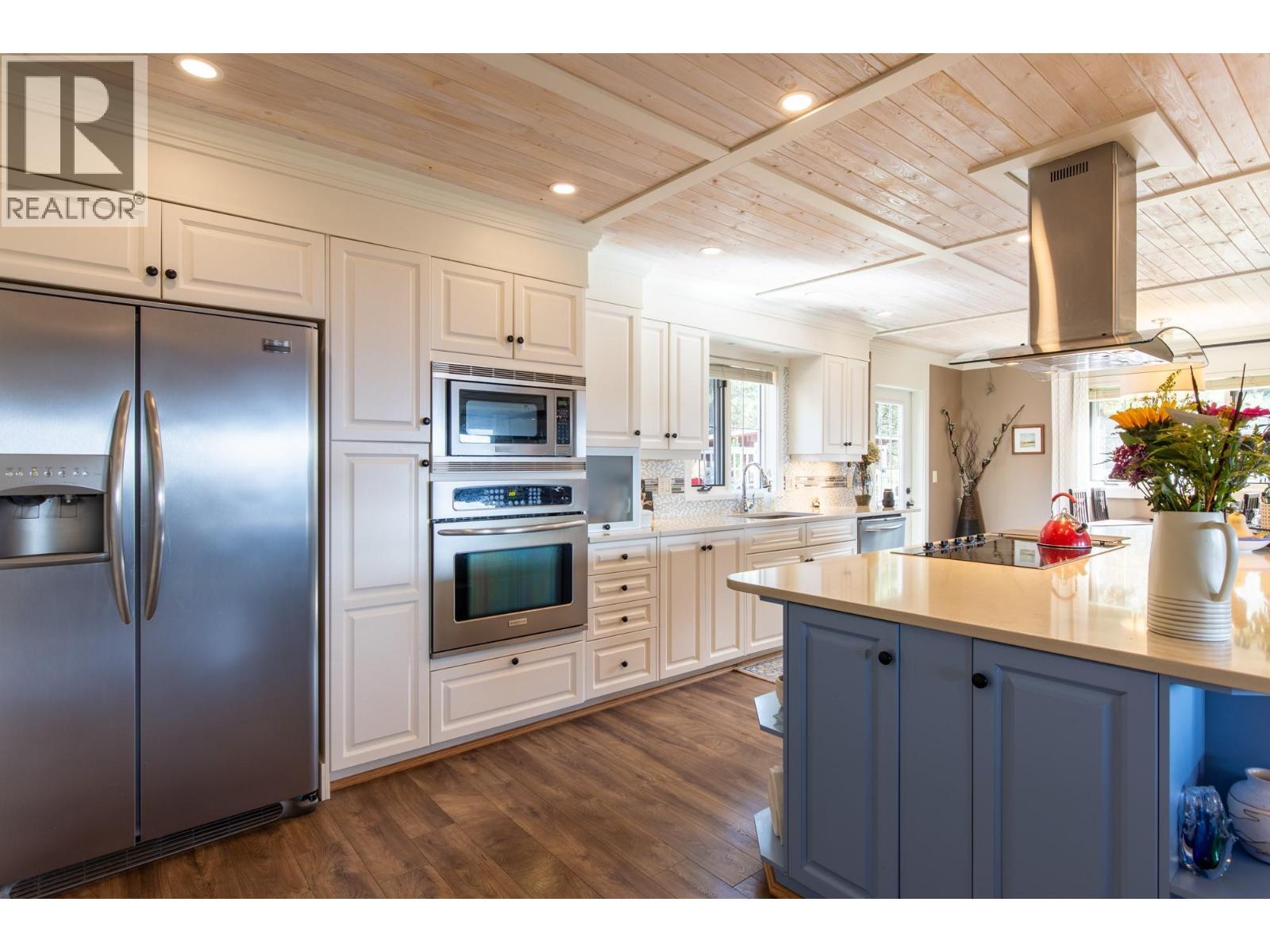 205 Peregrine Court. Osoyoos, British Columbia