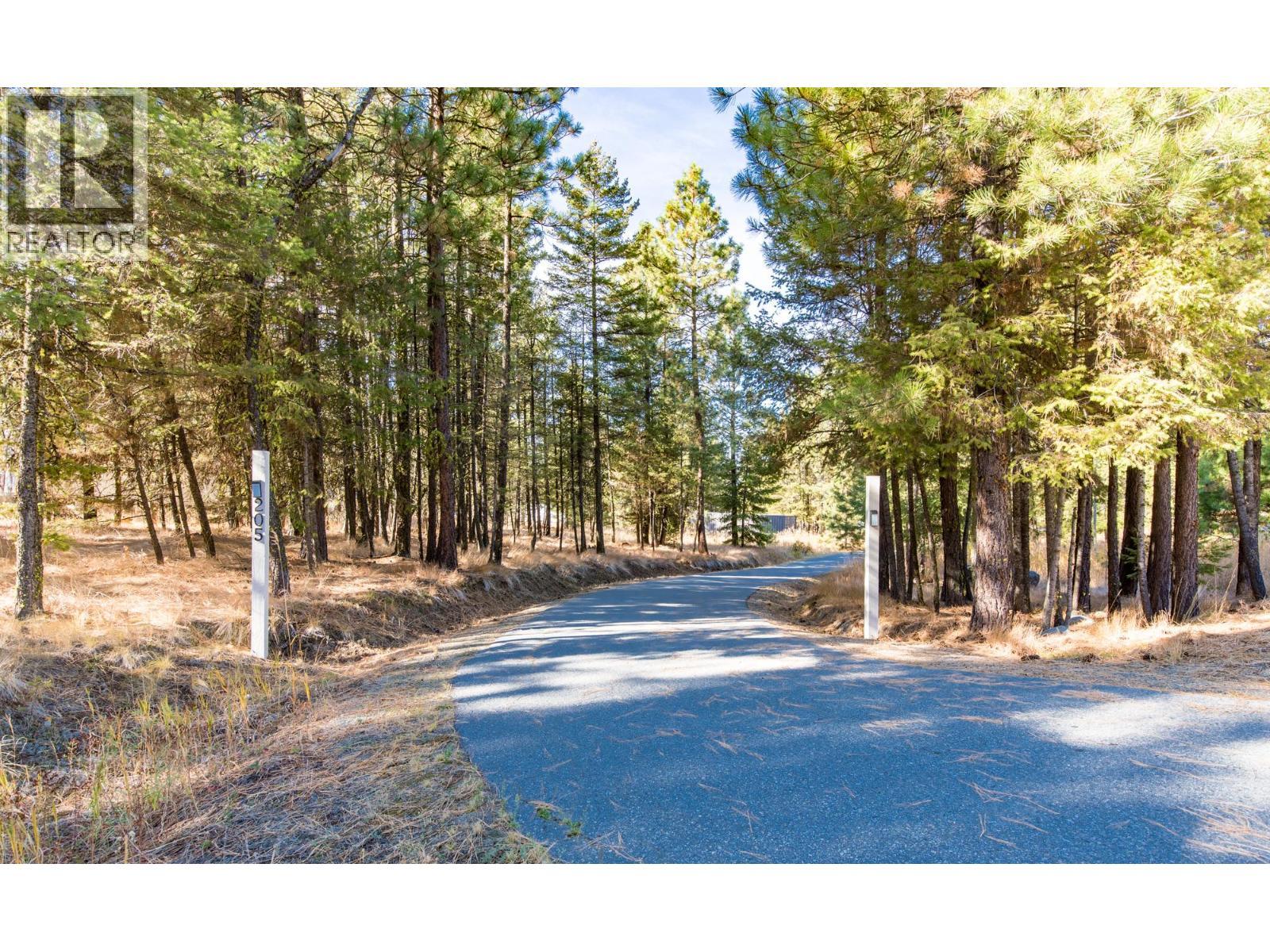 205 Peregrine Court. Osoyoos, British Columbia