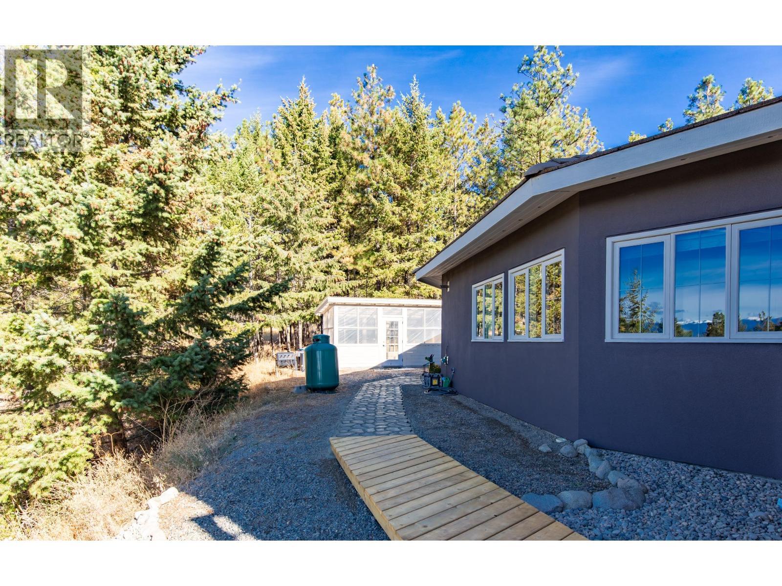 205 Peregrine Court. Osoyoos, British Columbia