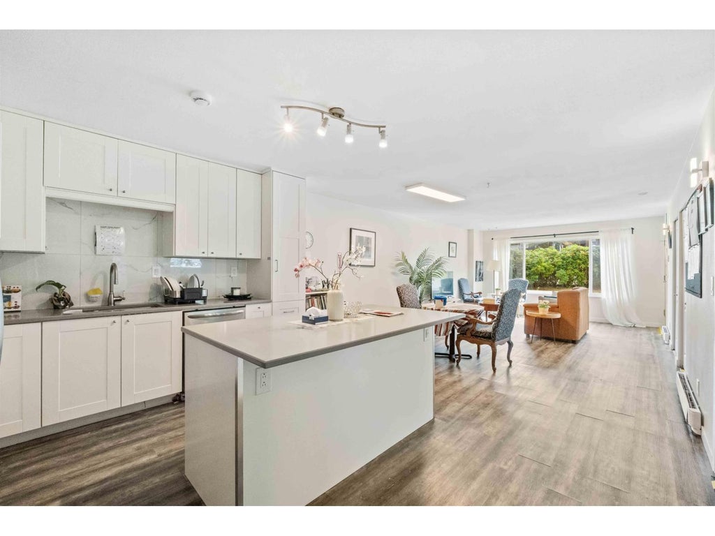 12257 101 Avenue, Surrey