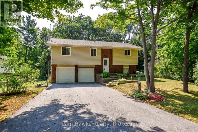 40 St. Laurent Boulevard, Tiny