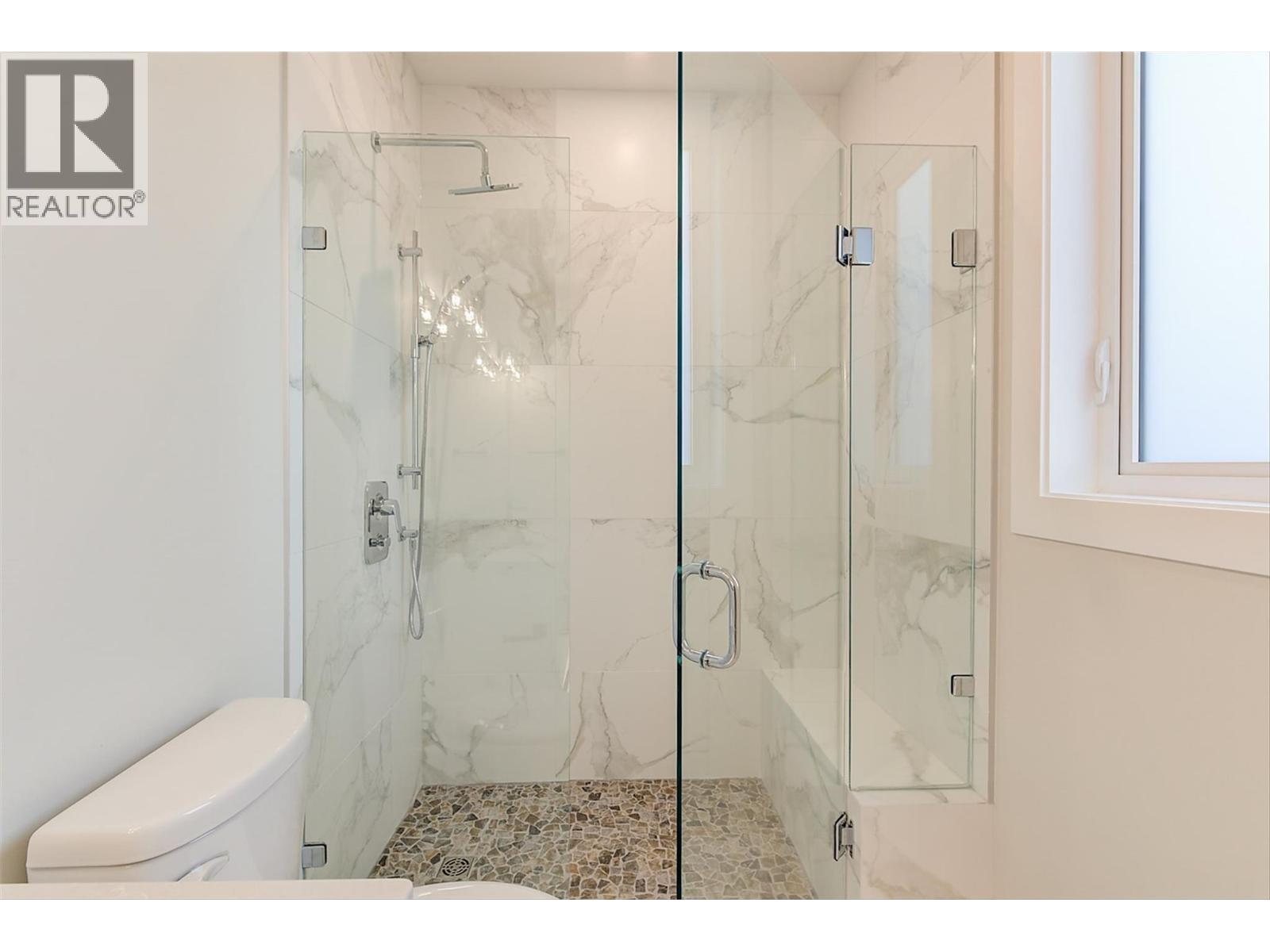 732 Coopland Crescent Unit# 4. Kelowna, British Columbia