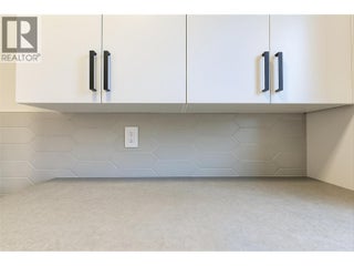 732 Coopland Crescent Unit# 4. Kelowna, British Columbia