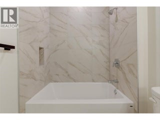 732 Coopland Crescent Unit# 4. Kelowna, British Columbia