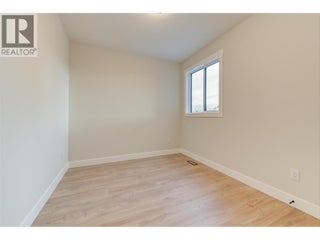 732 Coopland Crescent Unit# 4. Kelowna, British Columbia