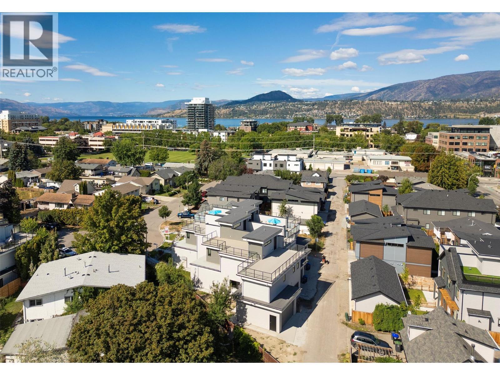 732 Coopland Crescent Unit# 4. Kelowna, British Columbia