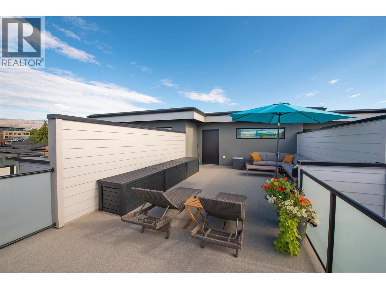 732 Coopland Crescent Unit# 4. Kelowna, British Columbia