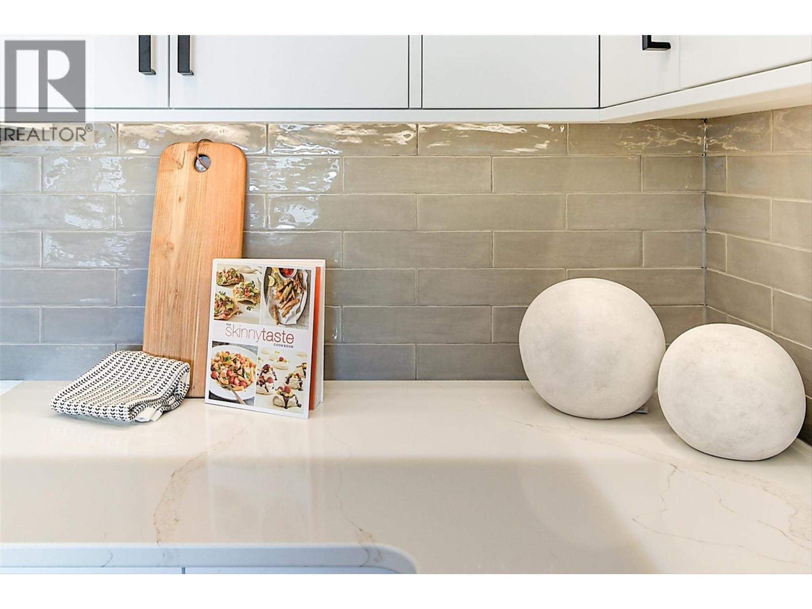 732 Coopland Crescent Unit# 1. Kelowna, British Columbia