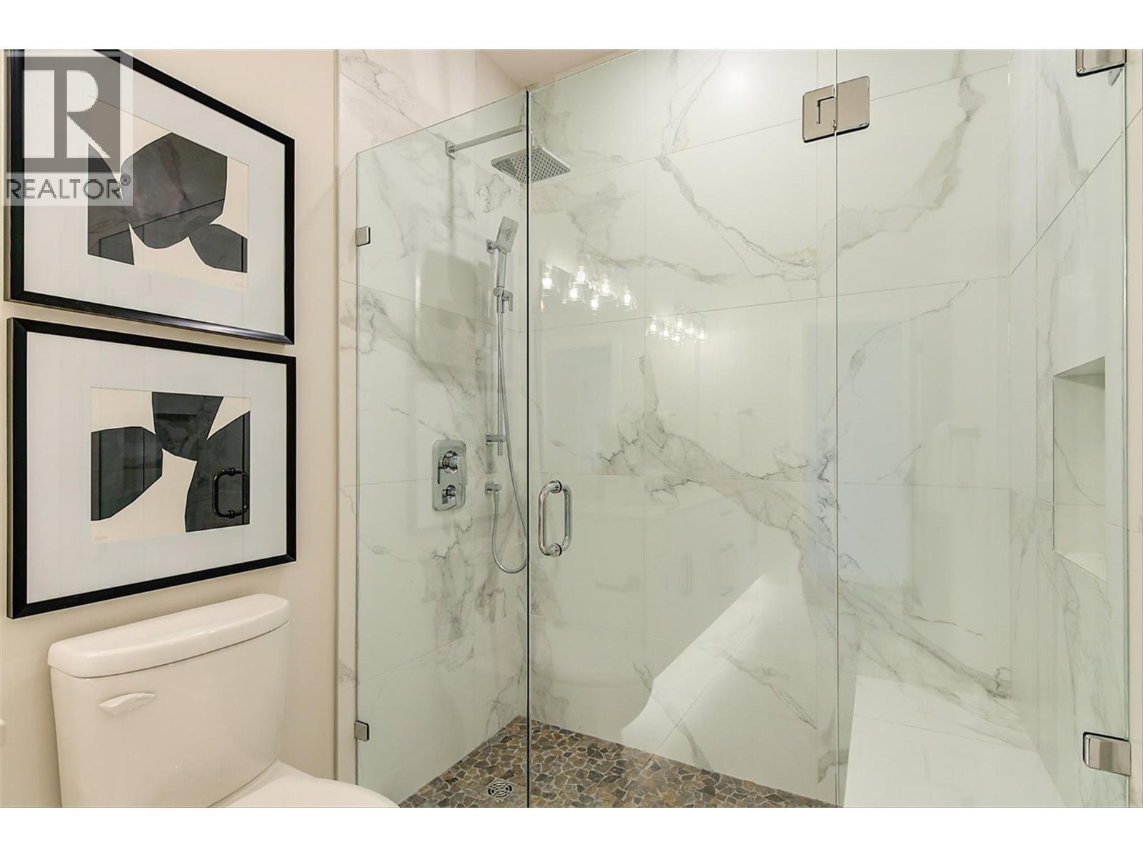 732 Coopland Crescent Unit# 1. Kelowna, British Columbia