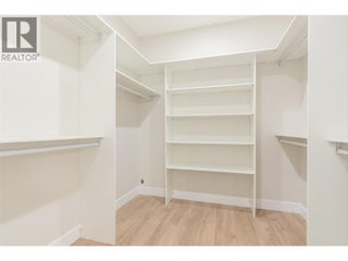 732 Coopland Crescent Unit# 1. Kelowna, British Columbia