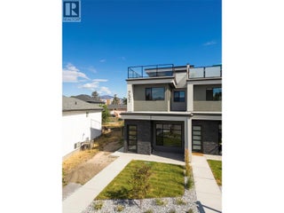 732 Coopland Crescent Unit# 1. Kelowna, British Columbia