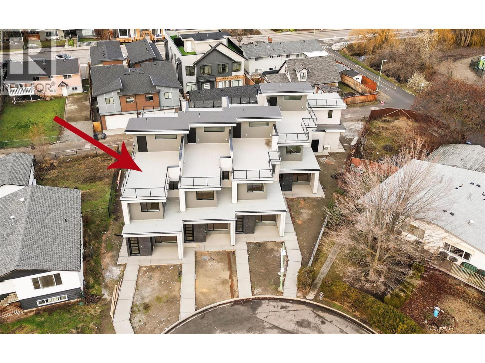 732 Coopland Crescent Unit# 1. Kelowna, British Columbia