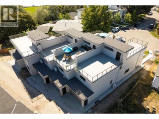 732 Coopland Crescent Unit# 1. Kelowna, British Columbia