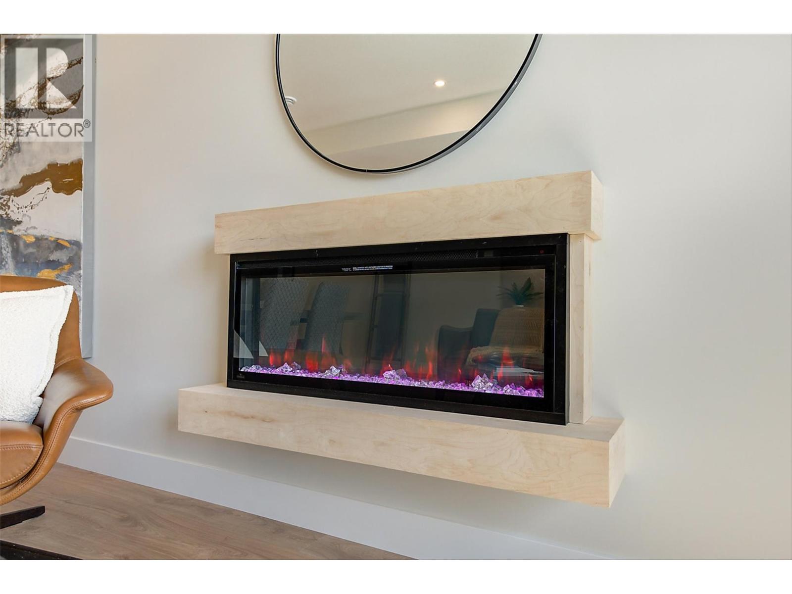 732 Coopland Crescent Unit# 1. Kelowna, British Columbia