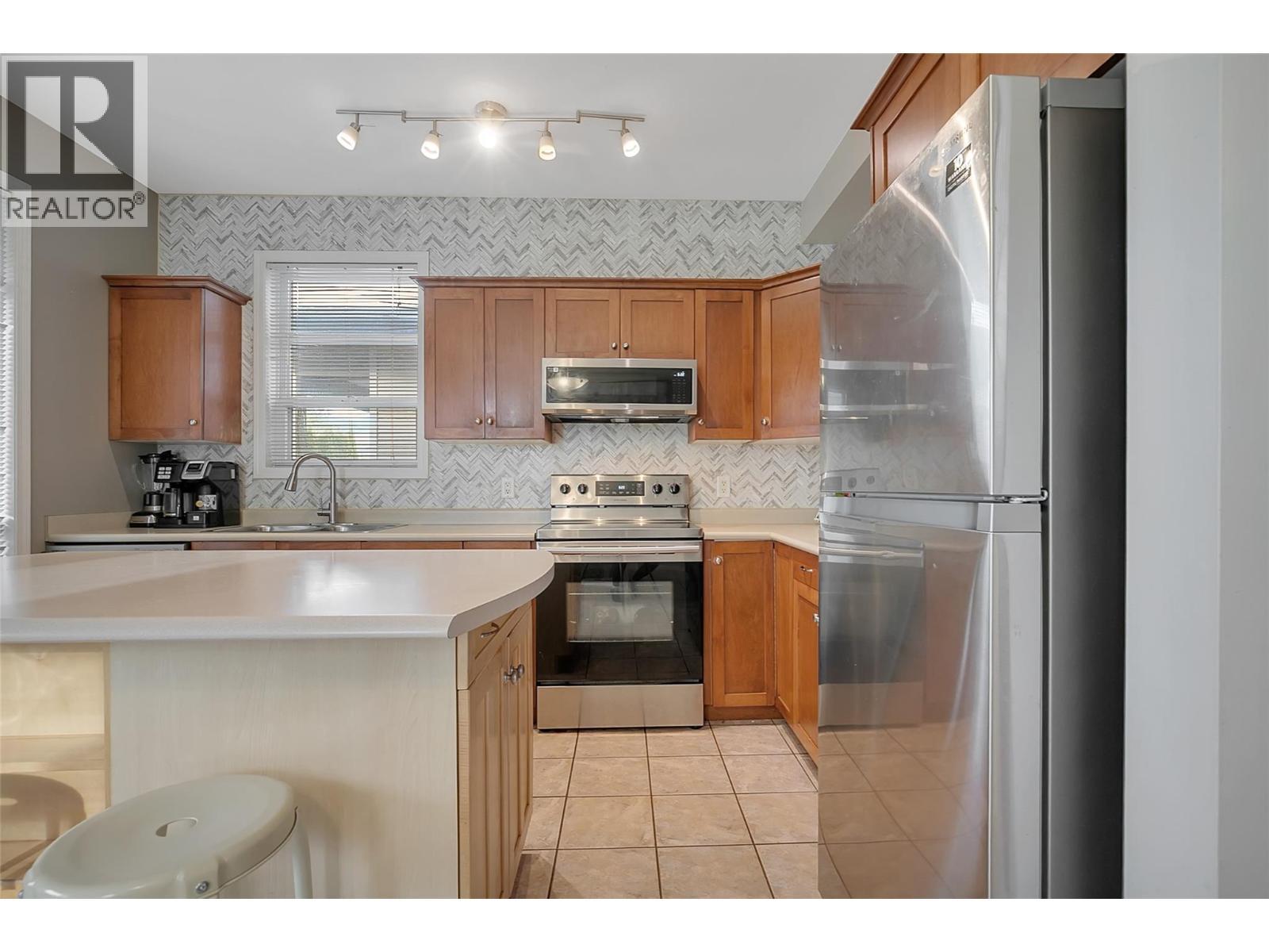 105 Mccurdy Road E. Kelowna, British Columbia