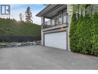 105 Mccurdy Road E. Kelowna, British Columbia