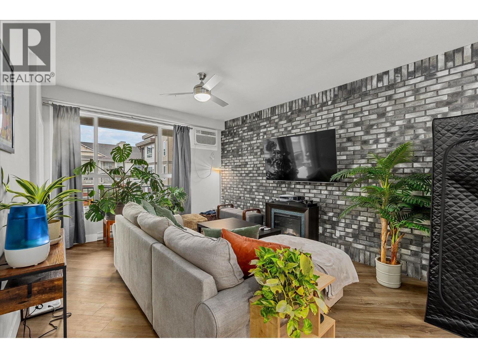 3090 Burtch Road Unit# 216. Kelowna, British Columbia