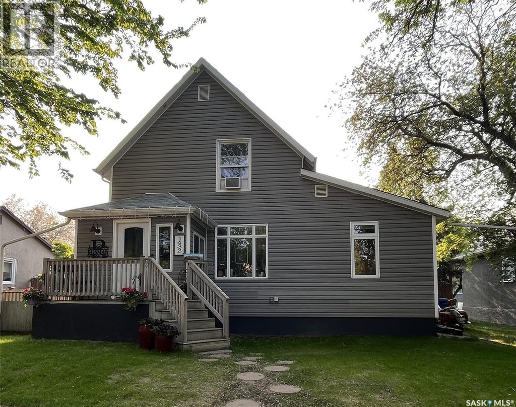 1432 103rd Street, North Battleford