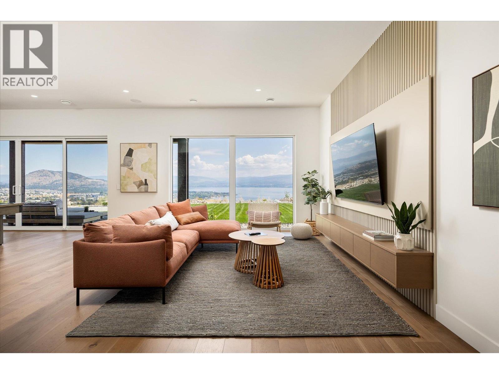 4011 Sunstone Street. West Kelowna, British Columbia