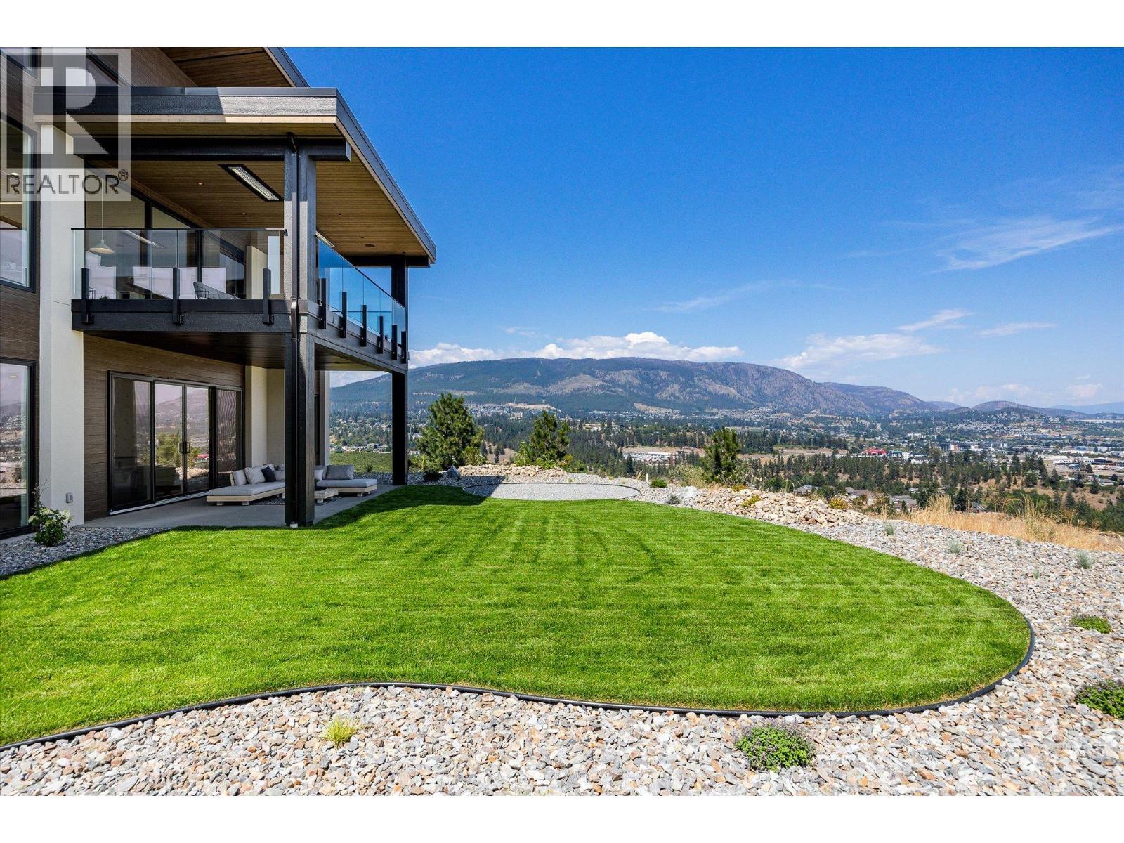 4011 Sunstone Street. West Kelowna, British Columbia