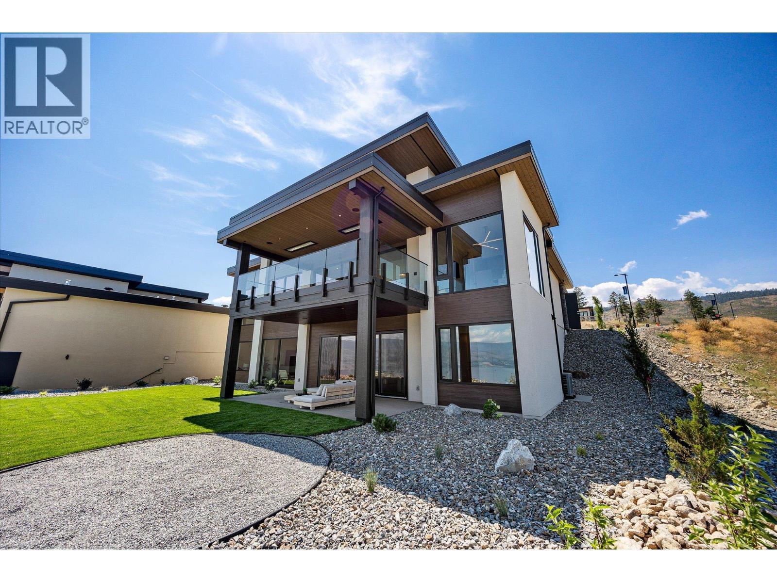 4011 Sunstone Street. West Kelowna, British Columbia