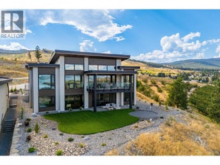 4011 Sunstone Street. West Kelowna, British Columbia