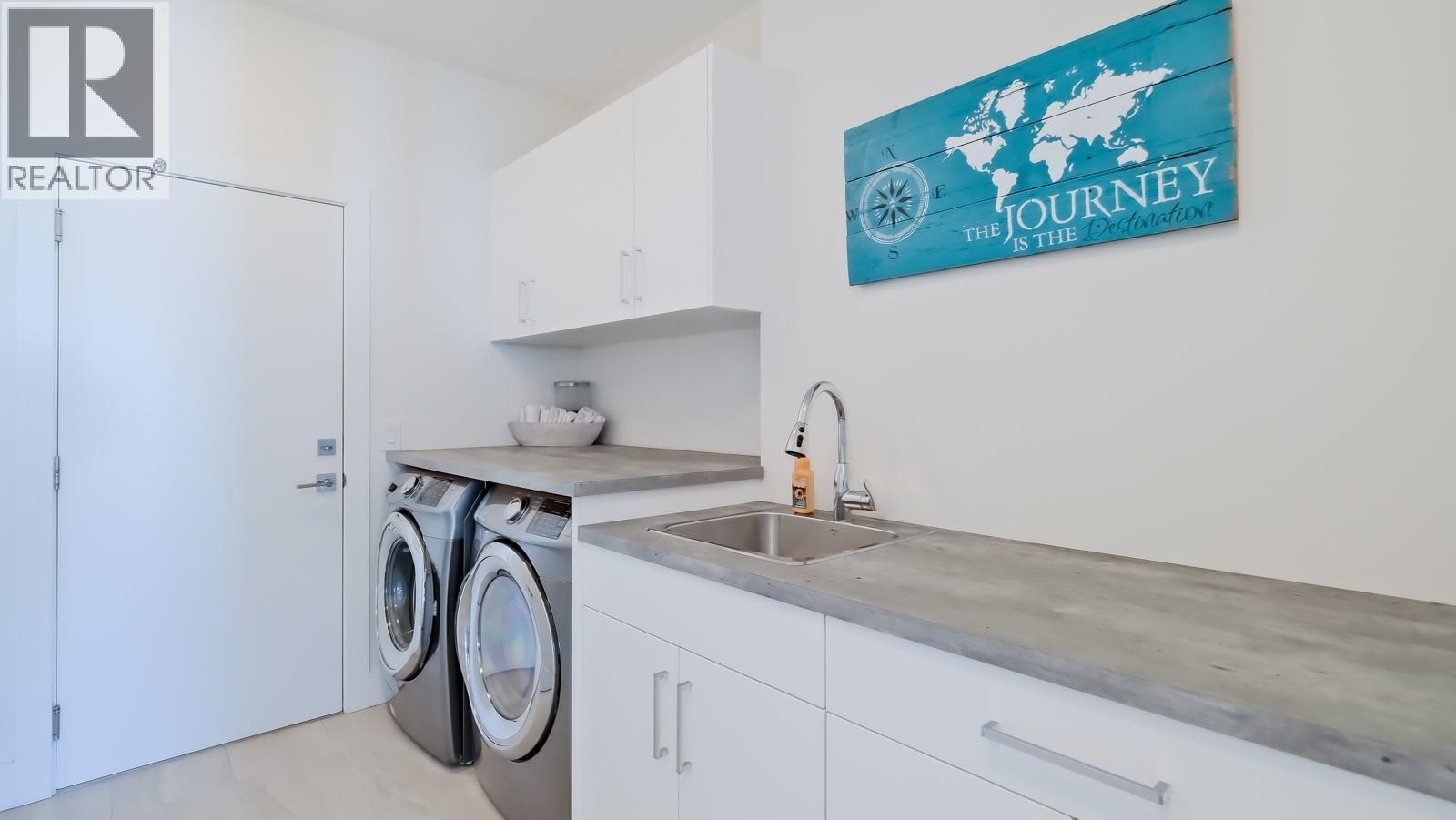 1260 Jack Smith Road. Kelowna, British Columbia