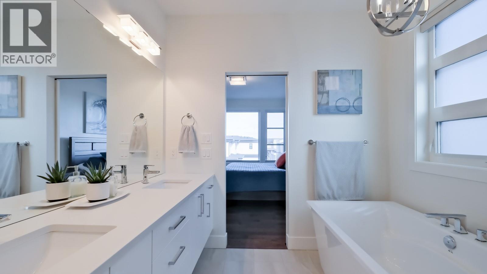 1260 Jack Smith Road. Kelowna, British Columbia