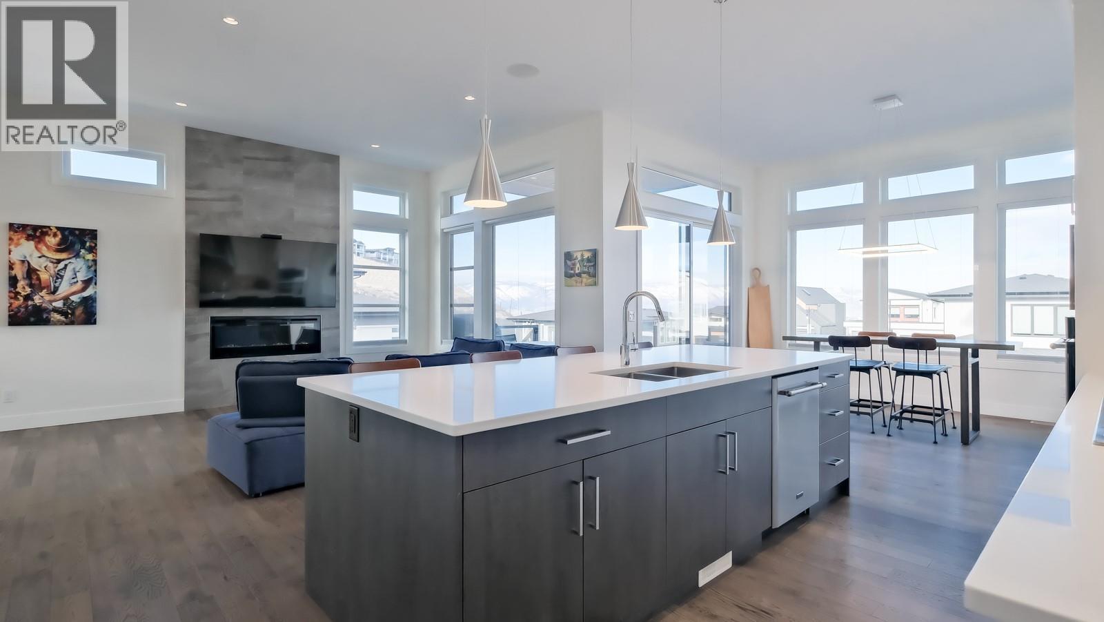 1260 Jack Smith Road. Kelowna, British Columbia