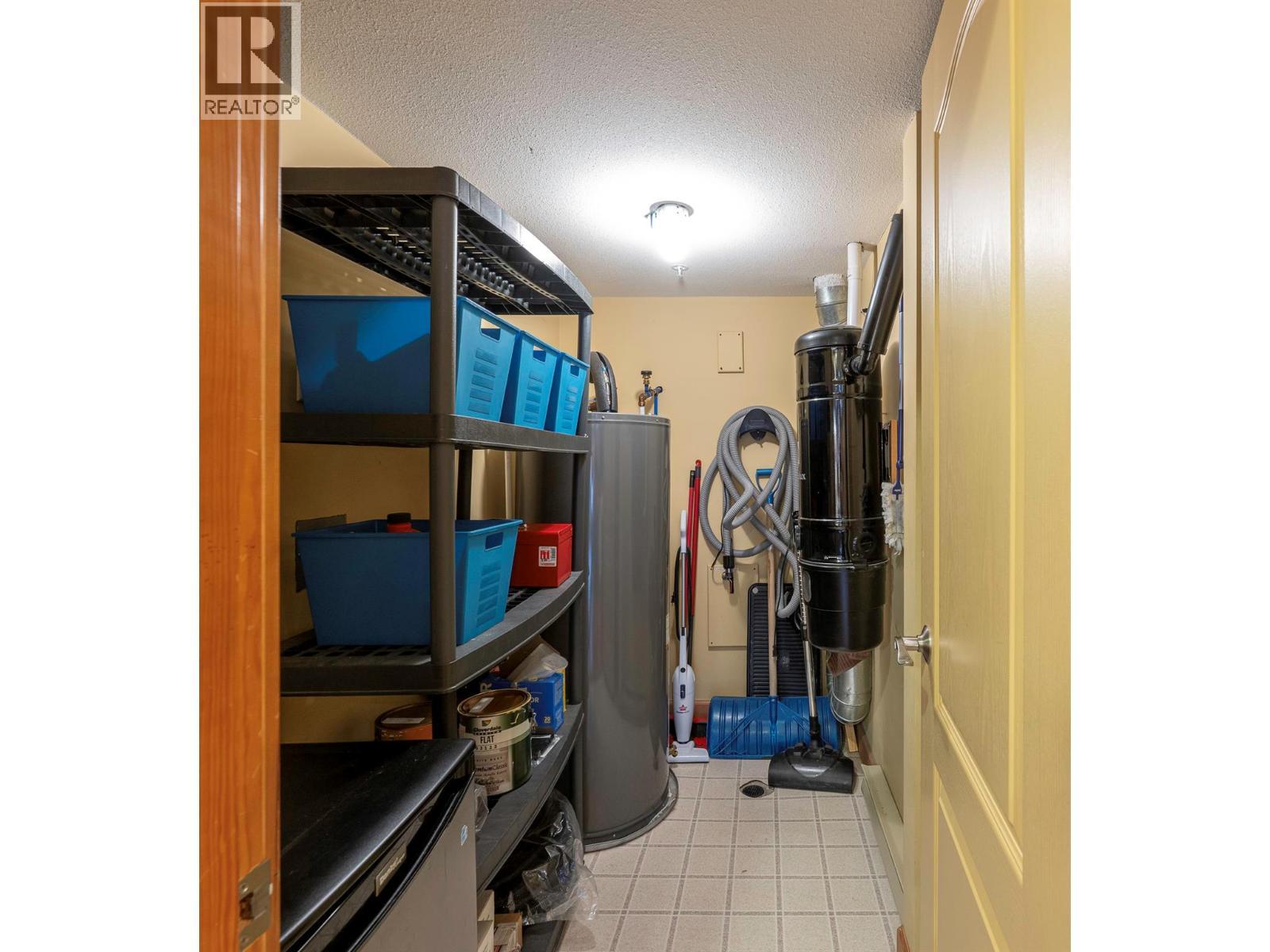 7640 Porcupine Road Unit# 29. Big White, British Columbia