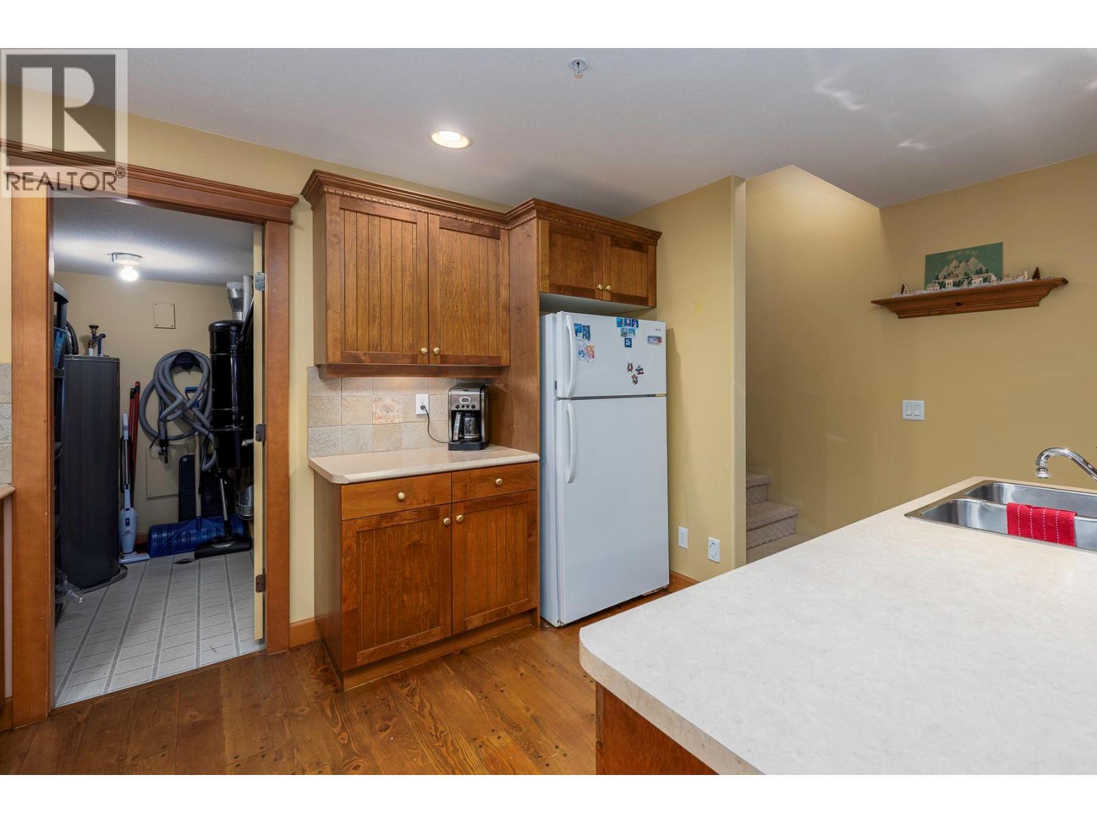 7640 Porcupine Road Unit# 29. Big White, British Columbia