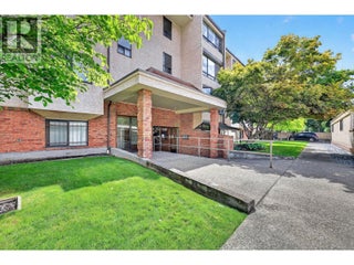 1229 Bernard Avenue Unit# 105. Kelowna, British Columbia