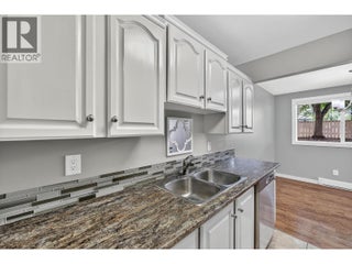 1229 Bernard Avenue Unit# 105. Kelowna, British Columbia