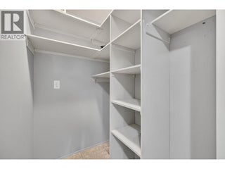 1229 Bernard Avenue Unit# 105. Kelowna, British Columbia