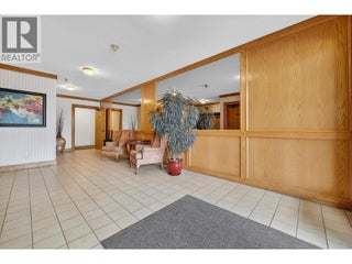 1229 Bernard Avenue Unit# 105. Kelowna, British Columbia