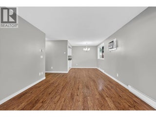 1229 Bernard Avenue Unit# 105. Kelowna, British Columbia