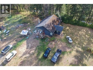 18 Chouinard Road. Cherryville, British Columbia