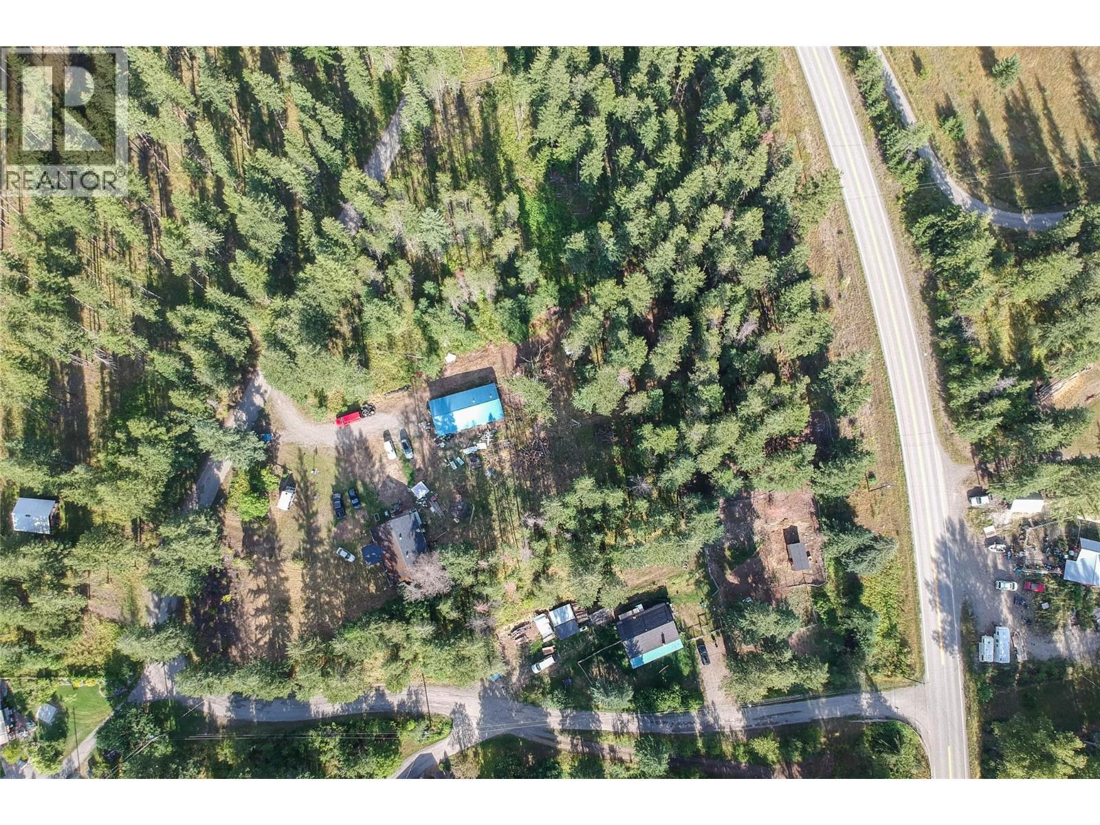 18 Chouinard Road. Cherryville, British Columbia