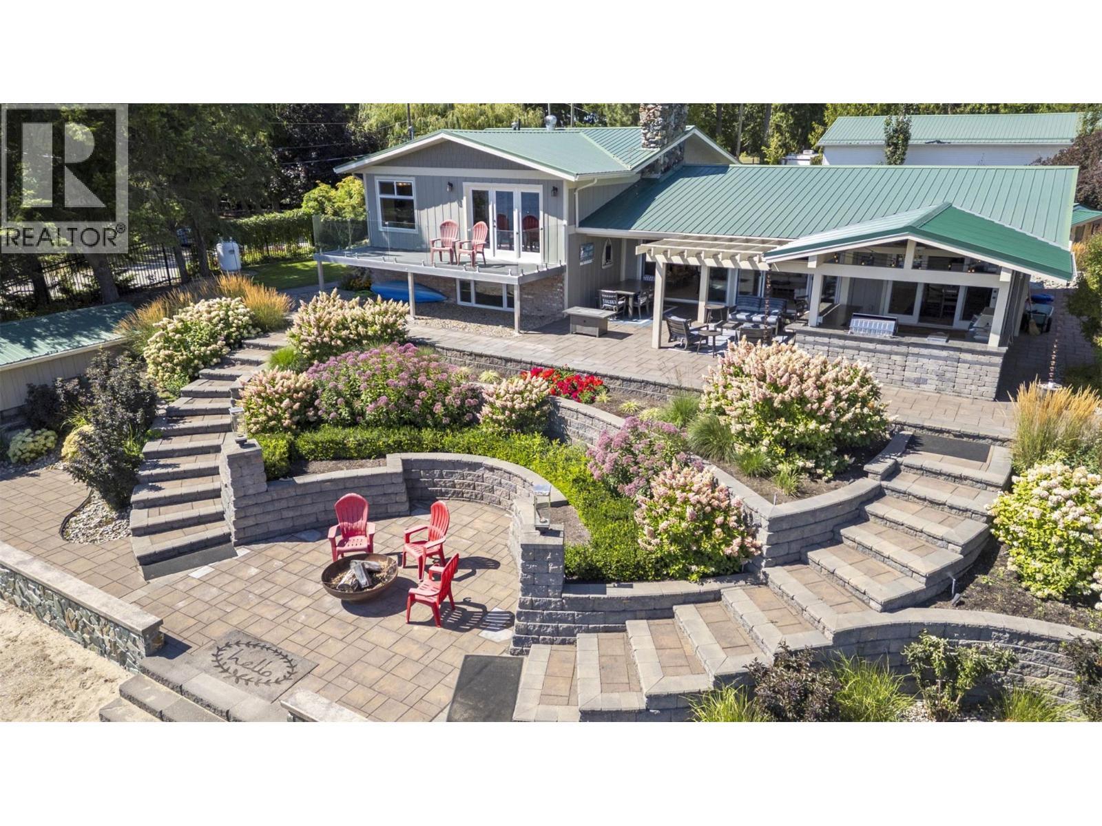 4243 Saratoga Road. Scotch Creek, British Columbia