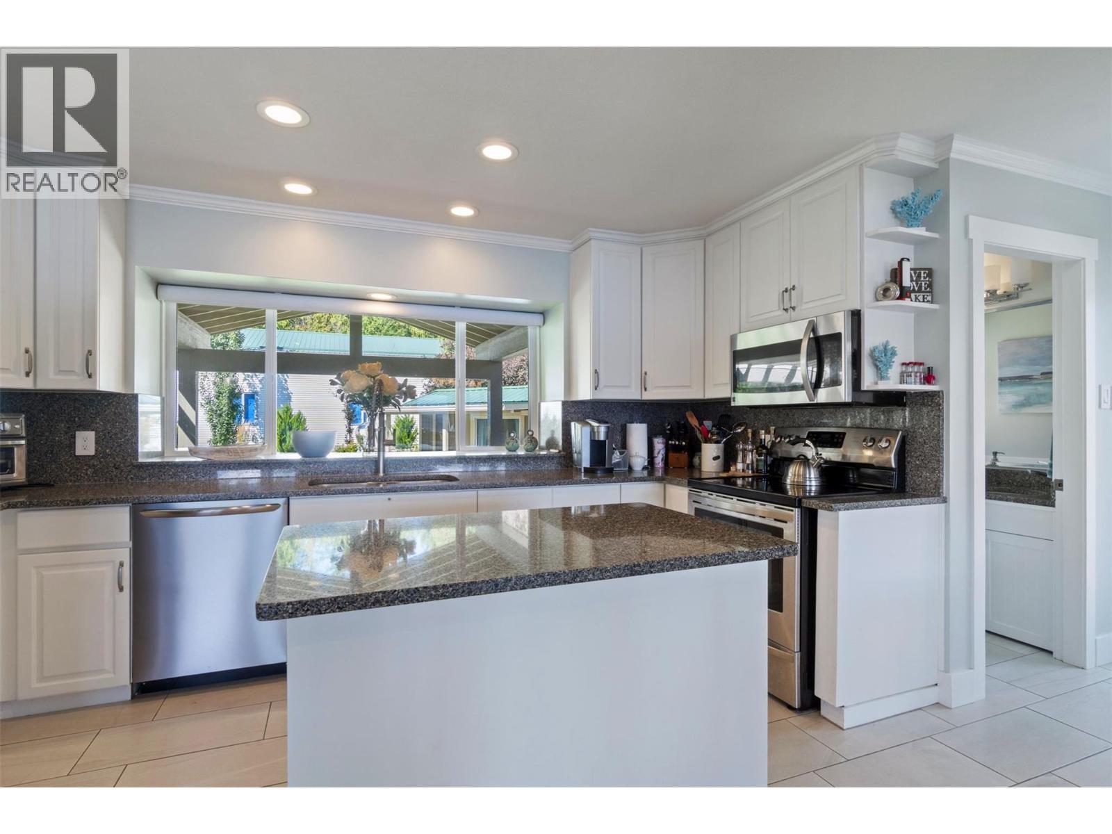 4243 Saratoga Road. Scotch Creek, British Columbia