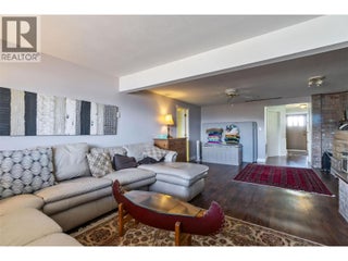 4243 Saratoga Road. Scotch Creek, British Columbia