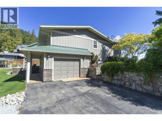 4243 Saratoga Road. Scotch Creek, British Columbia