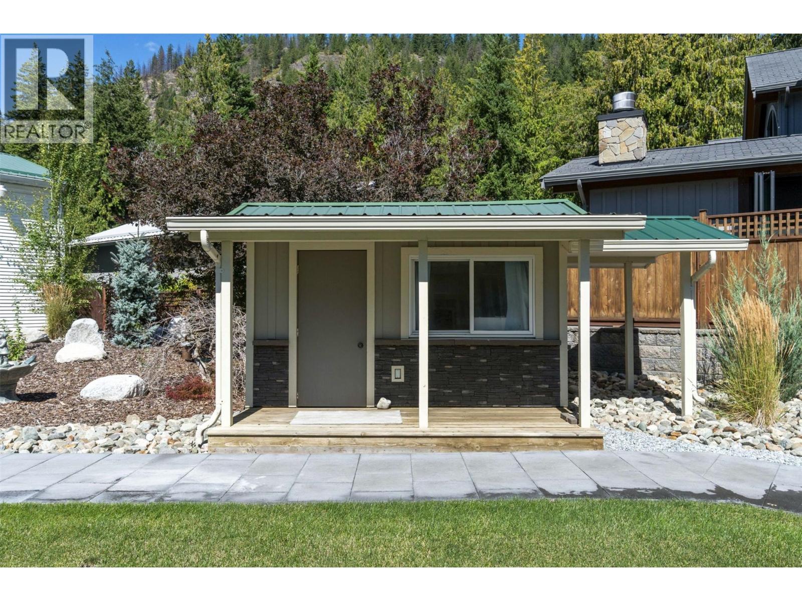 4243 Saratoga Road. Scotch Creek, British Columbia