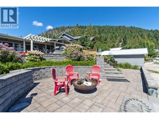 4243 Saratoga Road. Scotch Creek, British Columbia