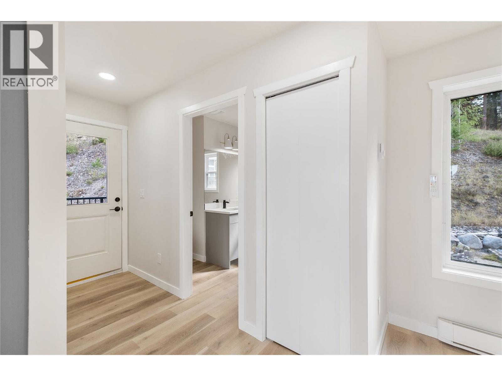 6736 Marbella Loop. Kelowna, British Columbia