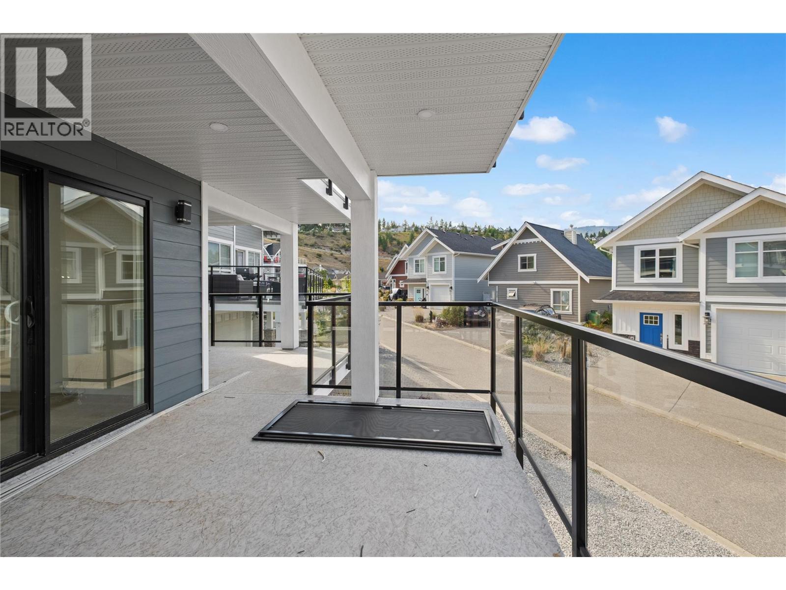 6736 Marbella Loop. Kelowna, British Columbia