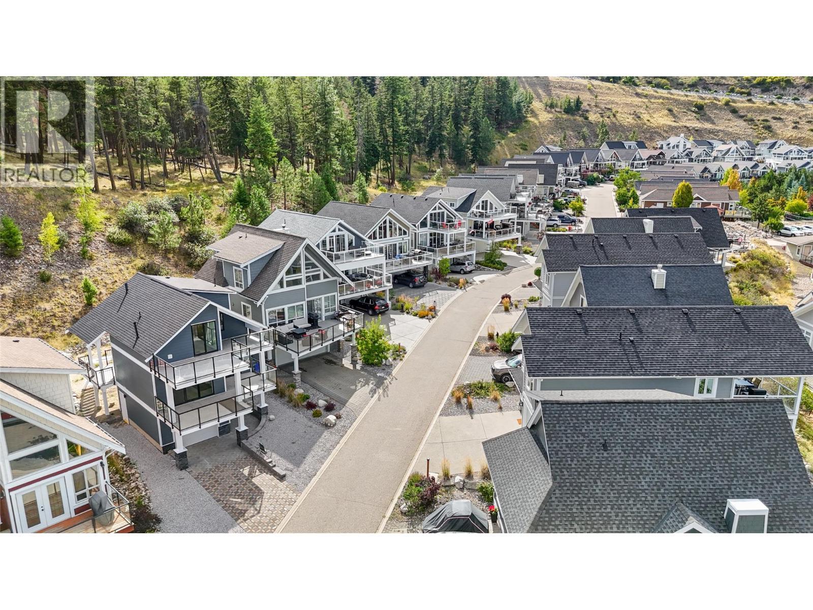 6736 Marbella Loop. Kelowna, British Columbia