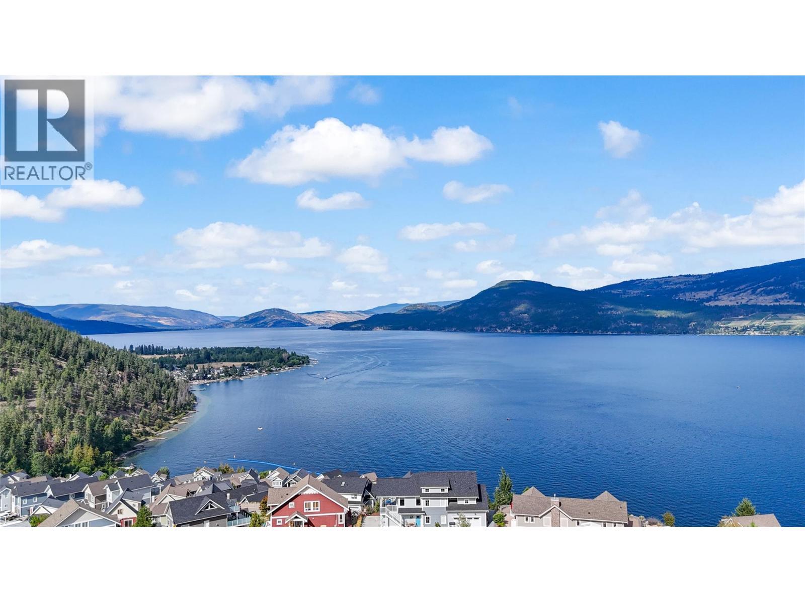 6736 Marbella Loop. Kelowna, British Columbia